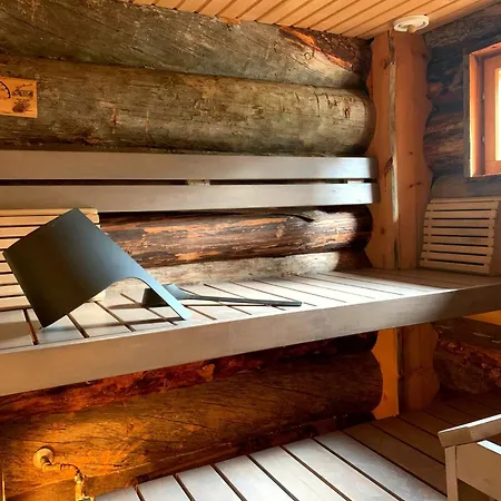 Дом отдыха Isorakka Log - Sauna - Skibus Nearby *
