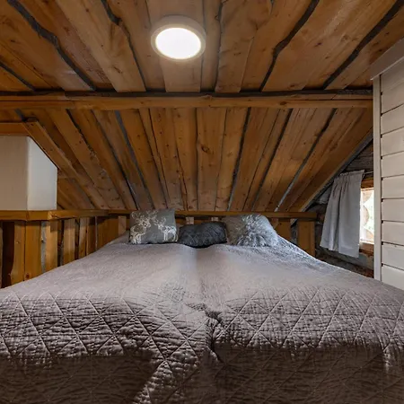 Isorakka Log - Sauna - Skibus Nearby * לוי